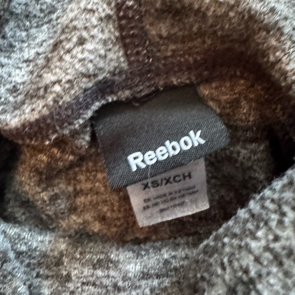 5/$20 Reebok fleece pullover - Picture 2 of 6